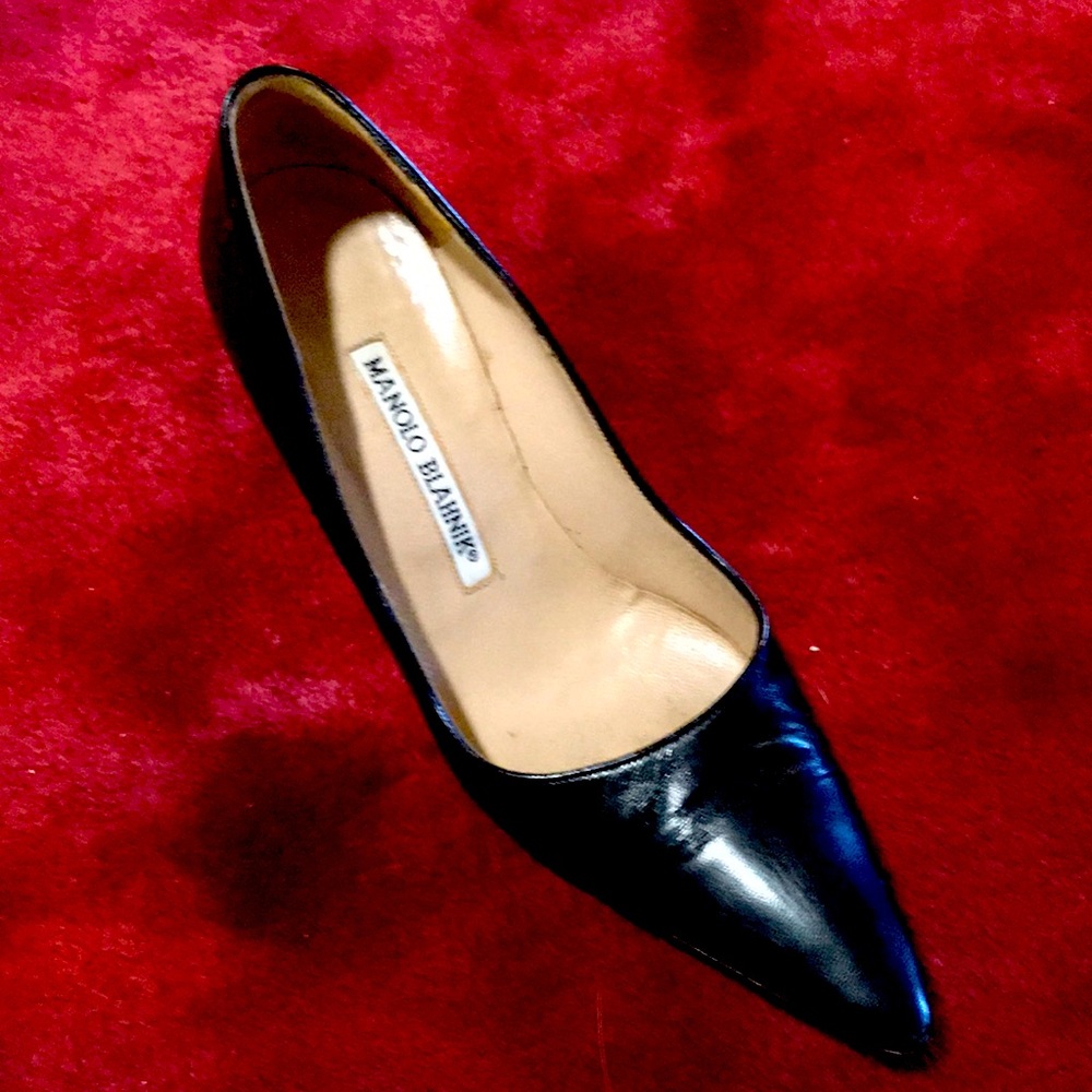 Manila Blahnik Pumps Black